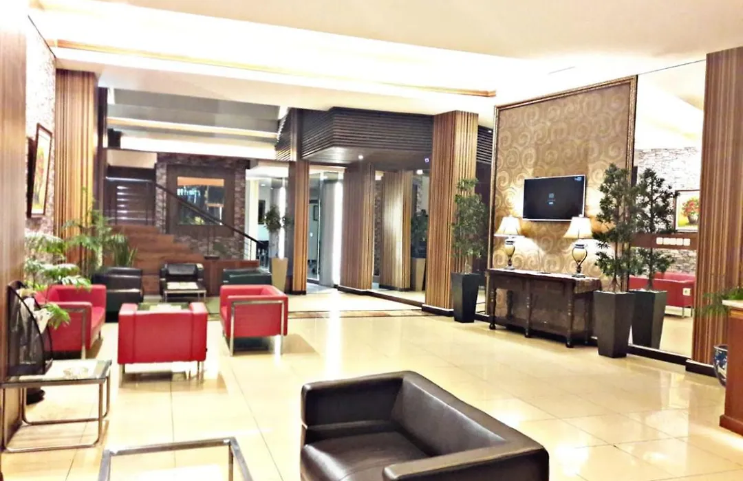 Hotel S3 Setrasari-1