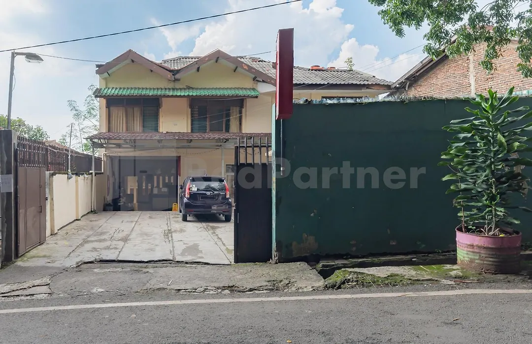 OYO 1340 Wisma Alamanda-1