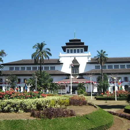 Bumi Sawunggaling Hotel-3