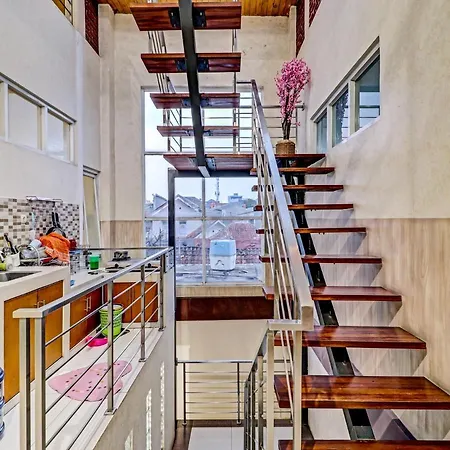 Oyo 90707 G10 Guest House-3