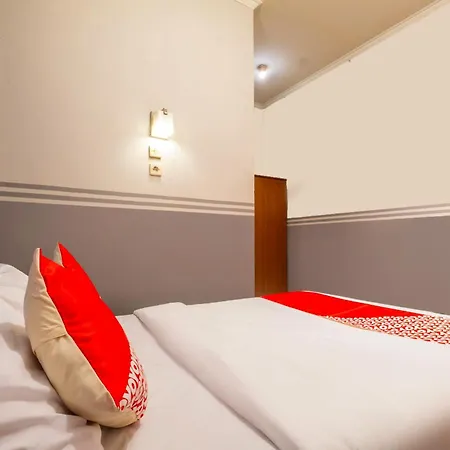 Hotel O Riau Near Gedung Sate Formerly Patradisa-2