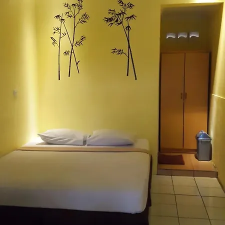 Hotel Puri Tomat-3