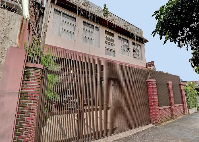 Oyo 90707 G10 Guest House