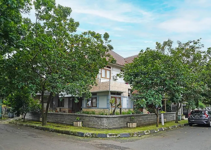 Spot On 92121 Mitra Dago Antapani Syariah