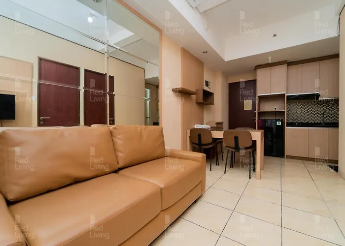 RedLiving Apartemen Tamansari Panoramic - Rasya Room