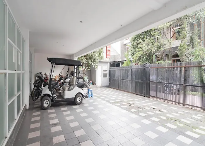Reddoorz Near Trans Studio Mall Bongo Residence