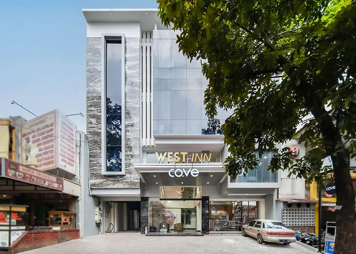 West Inn Cihampelas