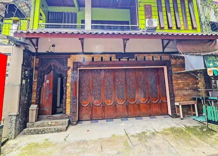 Oyo Life 92127 Skyland Pasteur