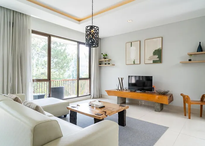 Hikari Hill View Villa 7 Bedrooms With A Private Swimming Pool And A Billiard Table