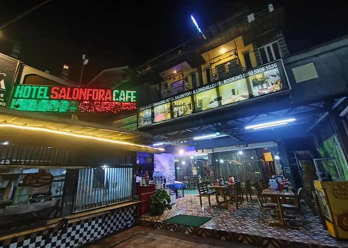 Hotel Salon Fora & Cafe