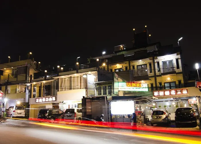 Hotel Salon Fora & Cafe