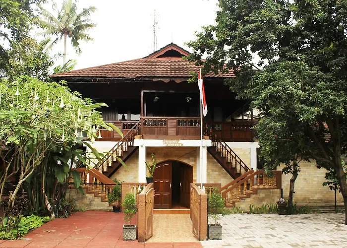 Reddoorz Hostel @ Dago 2 Bandung