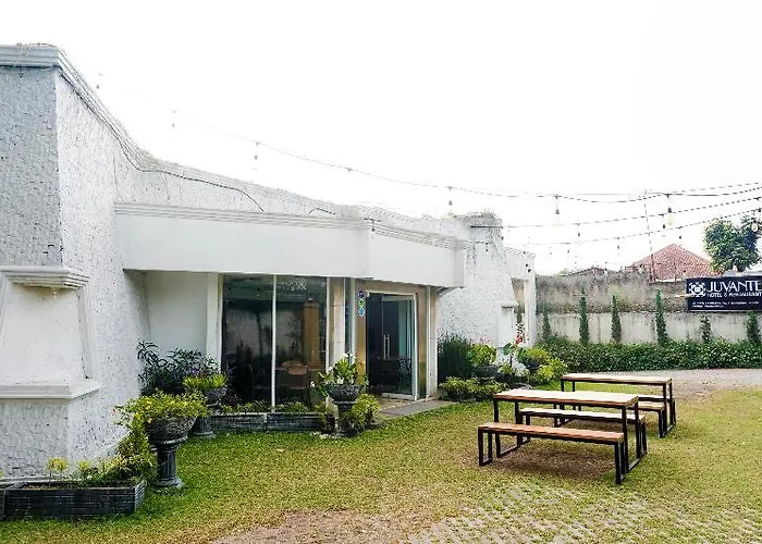 Oyo 1106 Juvante
